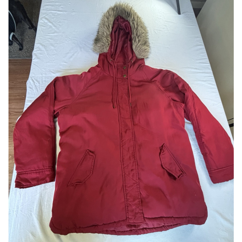 Old Navy Red Faux Fur Hood Parka Coat Women’s Large